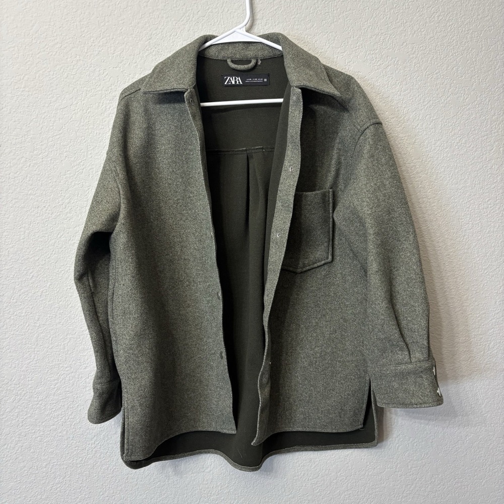 Zara Soft Buttoned Overshirt Women's Size XS Khaki Green Coat Jacket Unisex